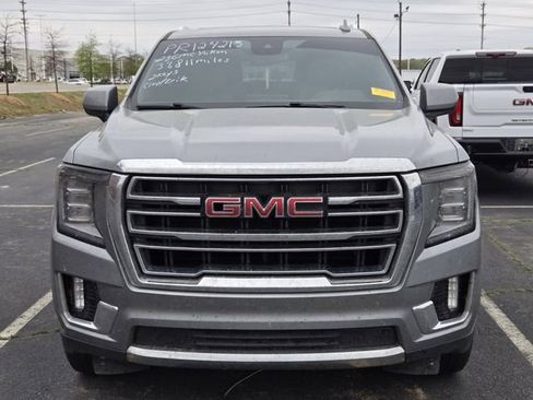 Used 2023 GMC Yukon XL SLT image 13
