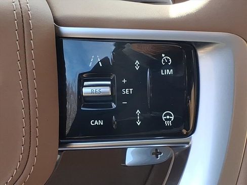 New 2026 Land Rover Range Rover SE AWD/4WD image 15