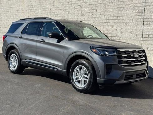 New 2026 Ford Explorer Active AWD/4WD image 6