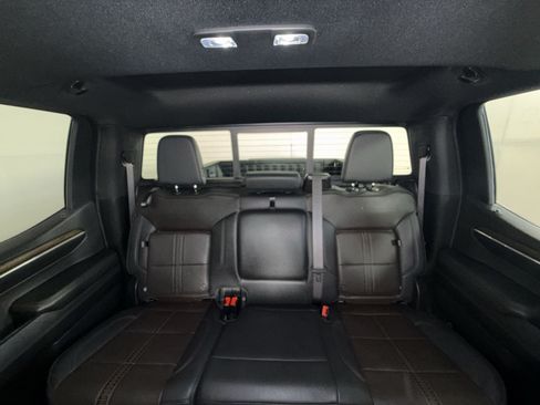 Used 2024 Chevrolet Silverado 1500 High Country AWD/4WD image 25