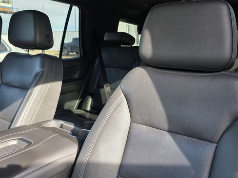 Used 2022 Chevrolet Tahoe Z71 image 9