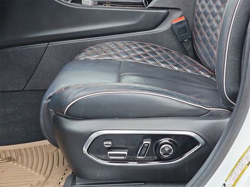 Used 2023 Jeep Grand Cherokee Summit image 31