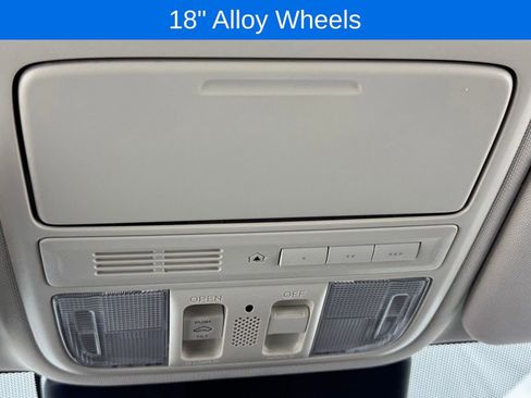 Used 2015 Honda CR-V Touring image 31