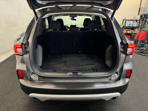 Used 2024 Ford Escape Active AWD/4WD image 6