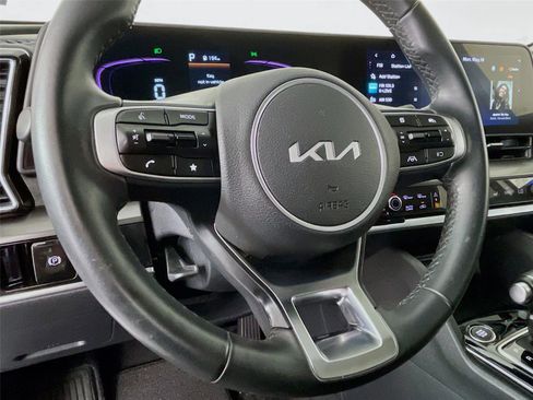 Certified 2025 Kia Sportage EX FWD image 15