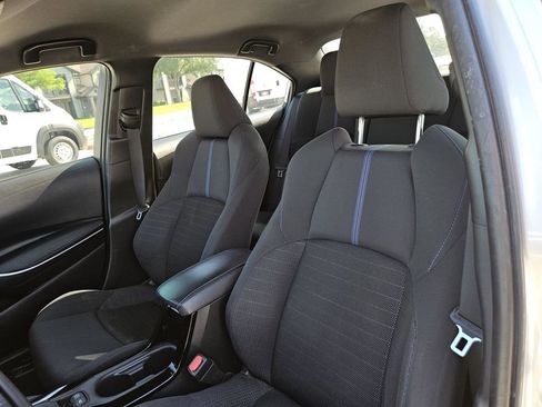 Used 2022 Toyota Corolla SE FWD image 11