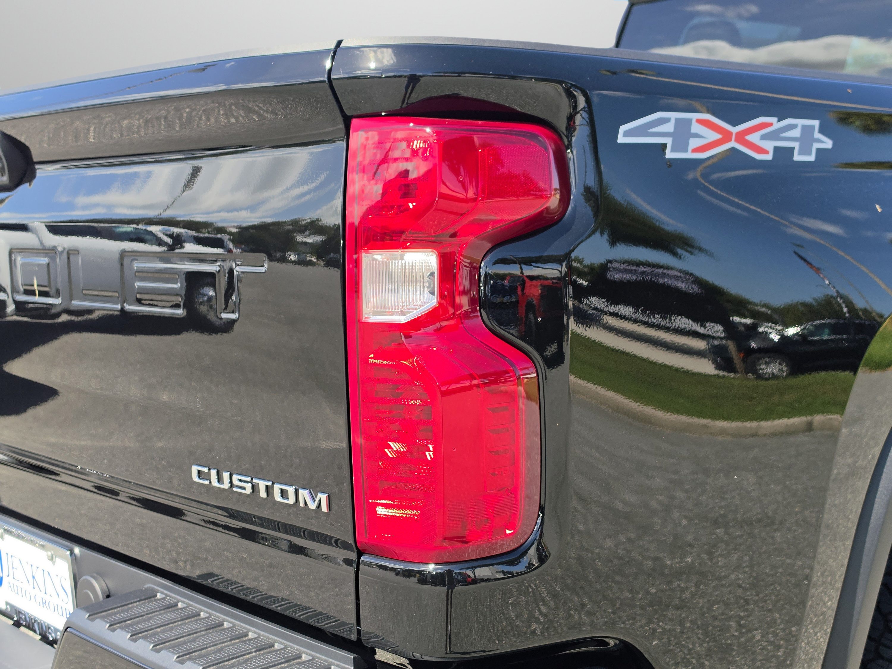 New 2026 Chevrolet Silverado 2500 Custom w/ Custom Value Package AWD/4WD image 14