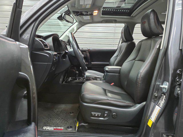 Used 2021 Toyota 4Runner TRD Off-Road Premium w/ Moonroof Package AWD/4WD image 14