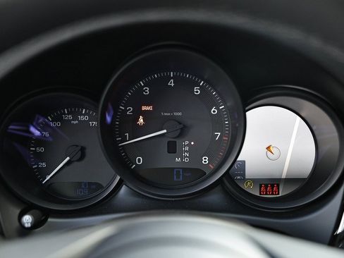 New 2026 Porsche Macan image 29