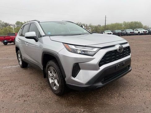 Used 2023 Toyota RAV4 XLE w/ Convenience Package FWD image 7