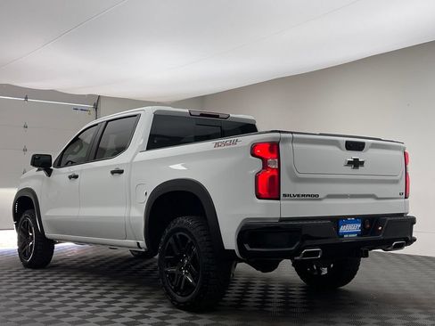 Used 2024 Chevrolet Silverado 1500 LT Trail Boss w/ Convenience Package II AWD/4WD image 9
