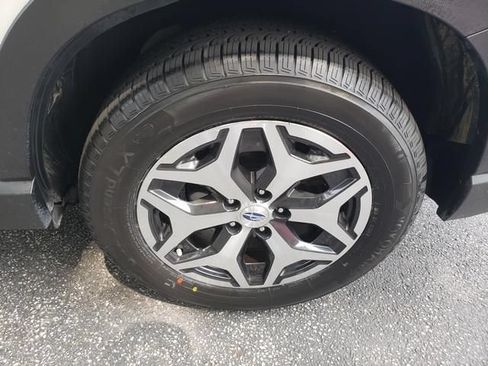 Certified 2023 Subaru Forester Premium AWD/4WD image 20