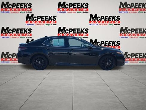 Used 2024 Toyota Camry XSE FWD image 9