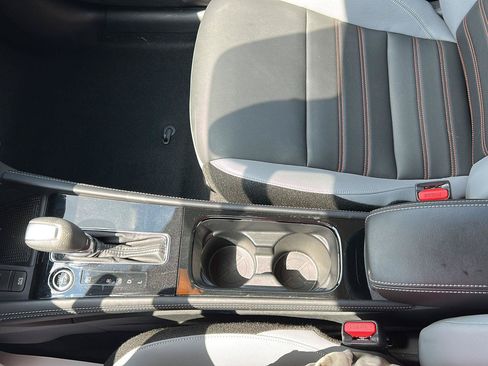 Used 2023 Nissan Kicks SR w/ SR Premium Package FWD image 16