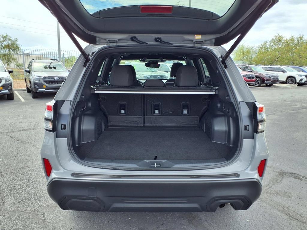 Used 2026 Subaru Forester Premium AWD/4WD image 15