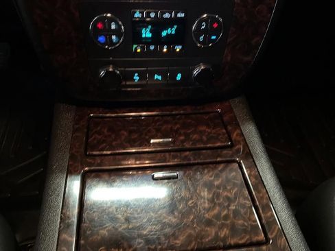 Used 2012 GMC Yukon Denali AWD/4WD image 22