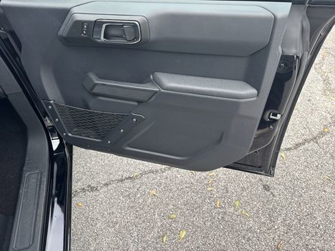New 2025 Ford Bronco 4-Door image 14