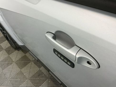 Used 2011 Ford Escape Limited w/ 302A Rapid Spec Order Code image 11