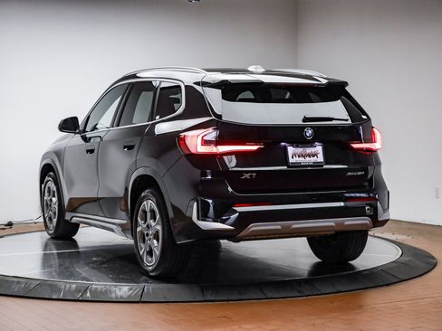 Used 2025 BMW X1 xDrive28i image 8