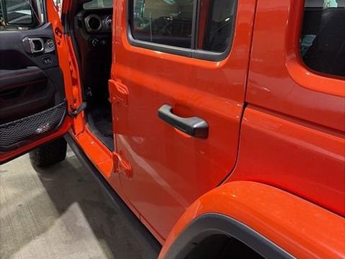 Used 2019 Jeep Wrangler Unlimited Rubicon image 3