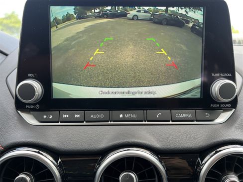 New 2025 Nissan Sentra SR w/ Midnight Edition image 3