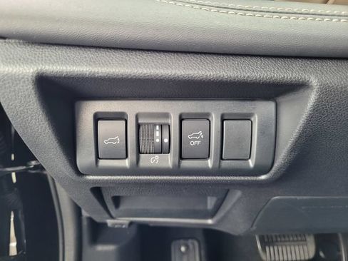 Used 2023 Subaru Outback Limited AWD/4WD image 13