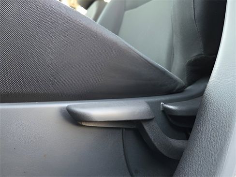 Used 2024 Nissan Kicks S image 20