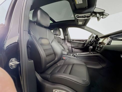 New 2026 Porsche Macan Turbo image 30