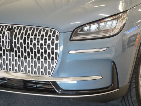 Used 2024 Lincoln Corsair FWD image 6