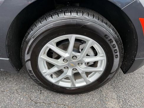 Used 2023 Chevrolet Equinox LT FWD image 33
