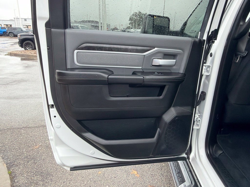 Used 2021 RAM 2500 Big Horn AWD/4WD image 17
