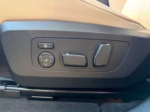 New 2026 BMW X3 xDrive30i w/ Convenience Package AWD/4WD image 11