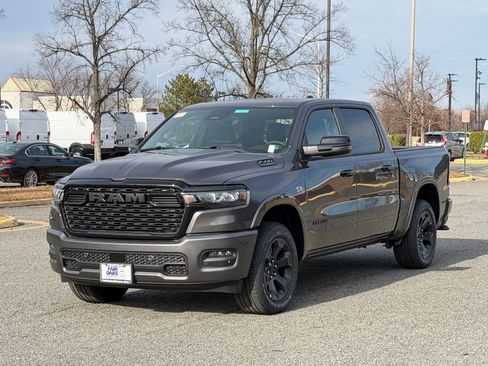 New 2026 RAM 1500 4x4 Crew Cab image 3