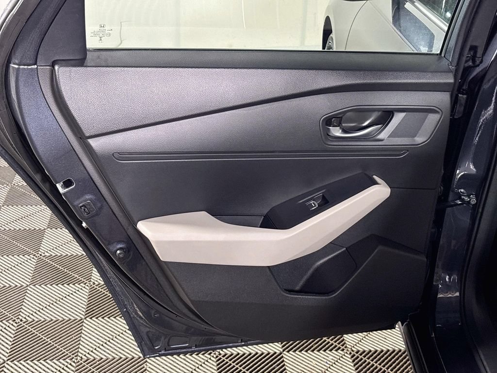 Used 2025 Honda Accord SE image 19