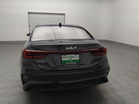 Used 2023 Kia Forte LXS FWD image 6