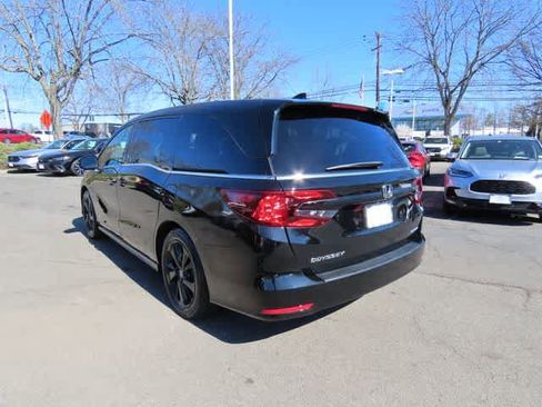 Certified 2023 Honda Odyssey Sport image 4