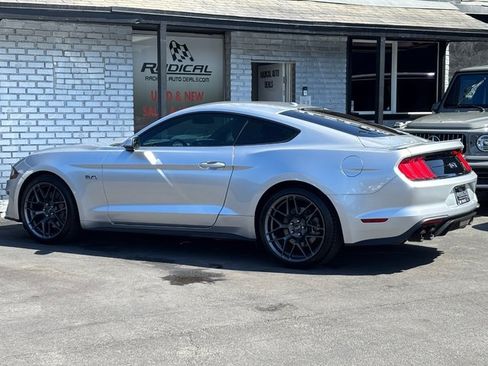 Used 2018 Ford Mustang GT Premium RWD image 31