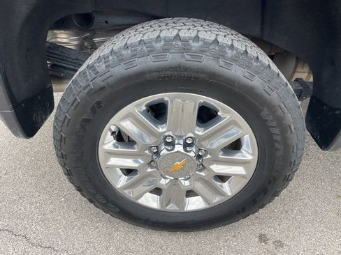 Certified 2024 Chevrolet Silverado 2500 High Country w/ Technology Package image 19