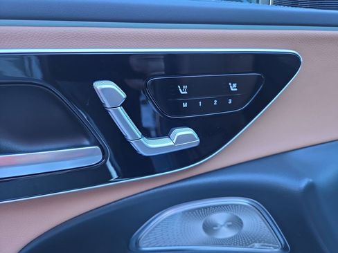 New 2026 Mercedes-Benz E 350 4MATIC Sedan image 11