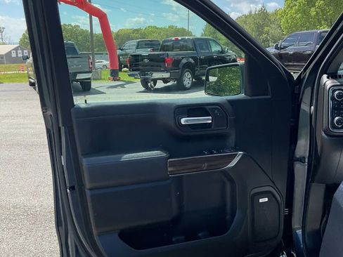 Used 2021 Chevrolet Silverado 1500 LT Trail Boss w/ Convenience Package II AWD/4WD image 26