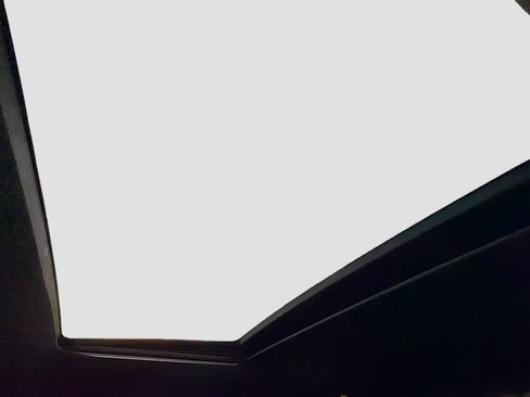 Used 2022 Dodge Charger SRT Hellcat image 23