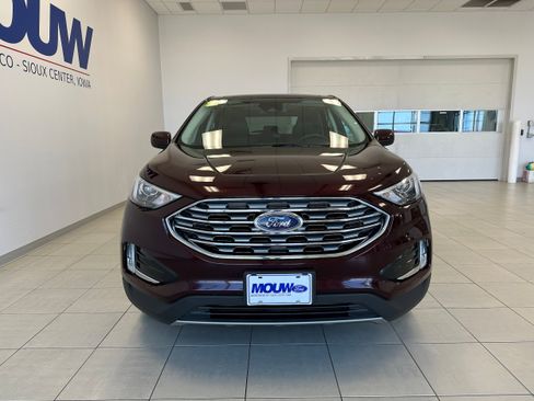 Used 2022 Ford Edge SEL w/ Convenience Package AWD/4WD image 3