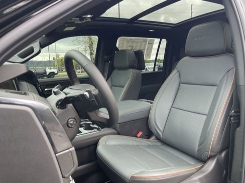 New 2026 GMC Yukon XL AT4 AWD/4WD image 20