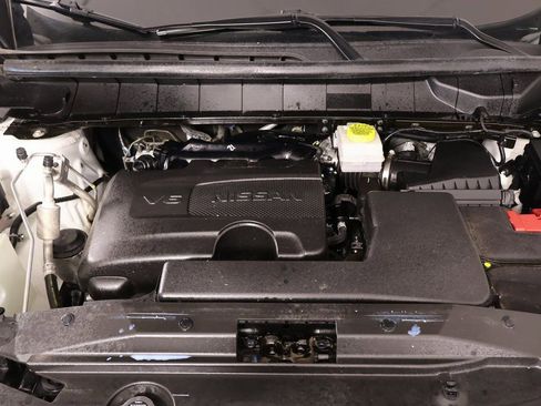 Used 2024 Nissan Pathfinder Platinum image 23