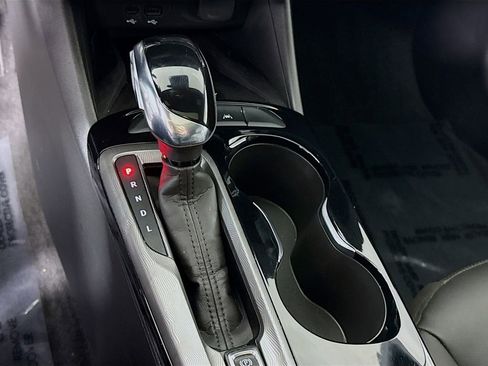 Used 2024 Buick Envista Sport Touring w/ Convenience I Package image 8