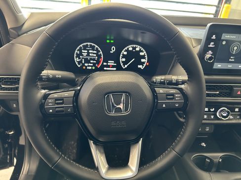 New 2026 Honda HR-V EX-L image 14