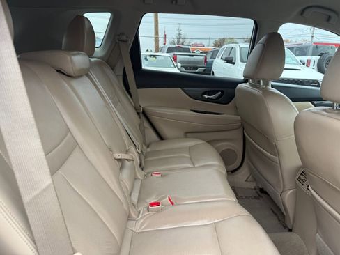 Used 2014 Nissan Rogue SL image 25