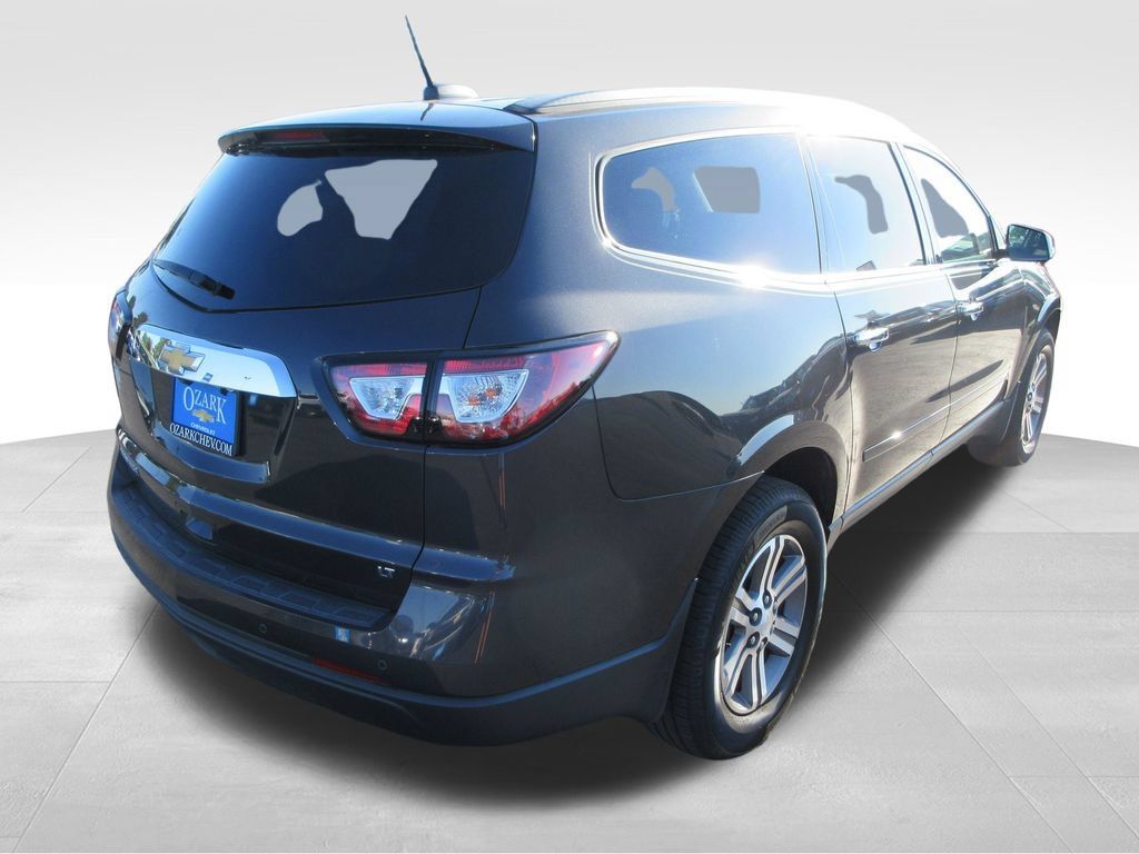 Certified 2017 Chevrolet Traverse LT FWD image 5