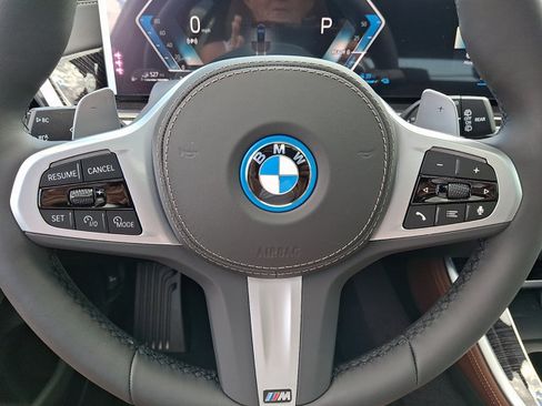 New 2026 BMW X5 xDrive50e w/ M Sport Package AWD/4WD image 15