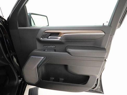 Used 2024 Chevrolet Silverado 1500 High Country w/ Technology Package image 24